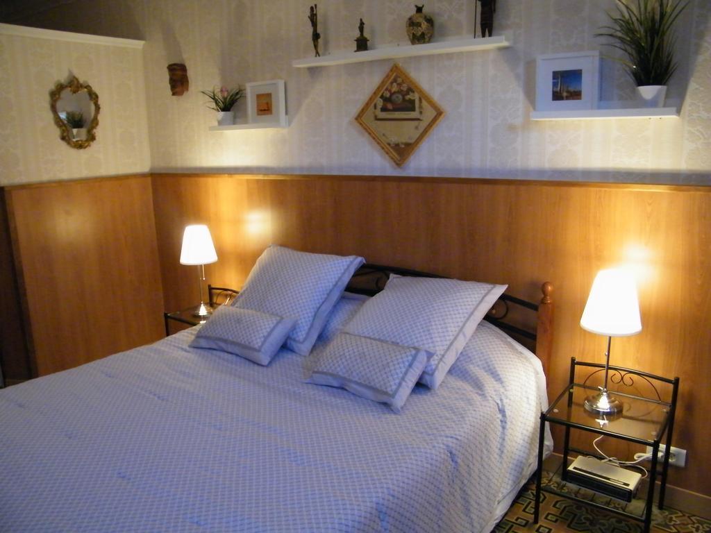 Chambres D'Hotes La Maison Sur Le Port Мезе Номер фото