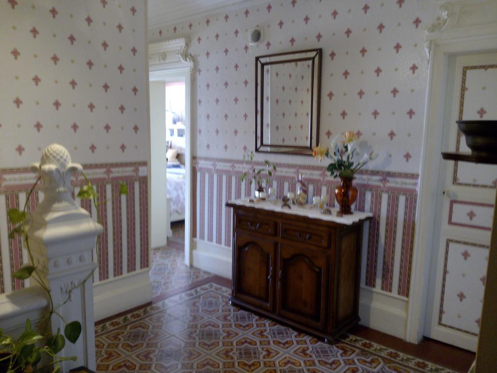 Chambres D'Hotes La Maison Sur Le Port Мезе Экстерьер фото
